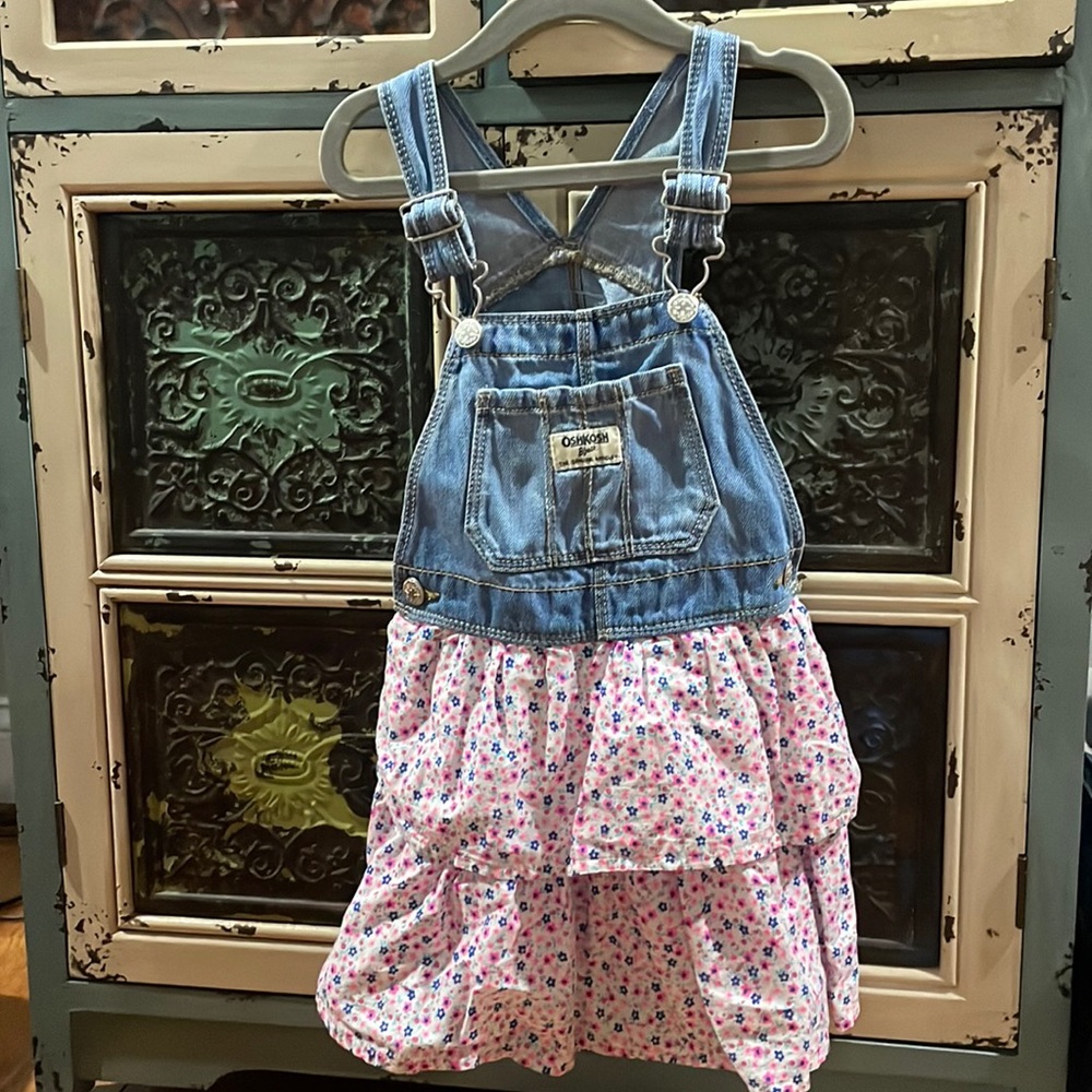 Size 3T Osh Kosh overall floral dress.